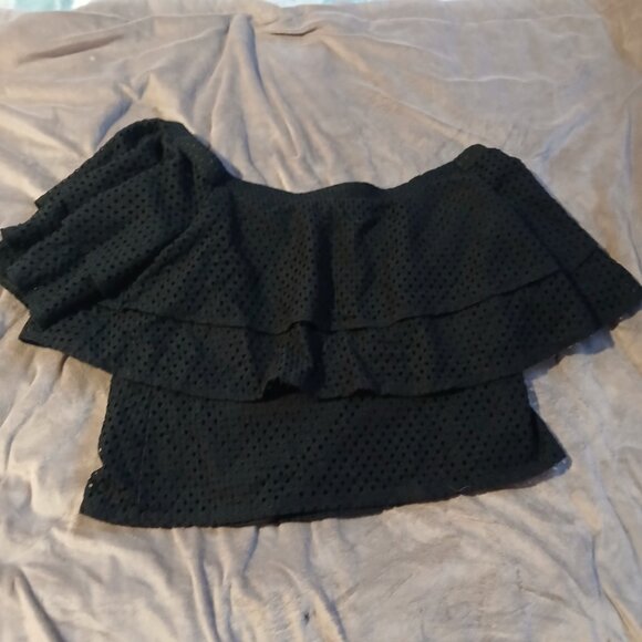 Banana Republic Women's Off The Shoulder Layered Ruffle Eyelet Top SZ SP - Picture 6 of 7